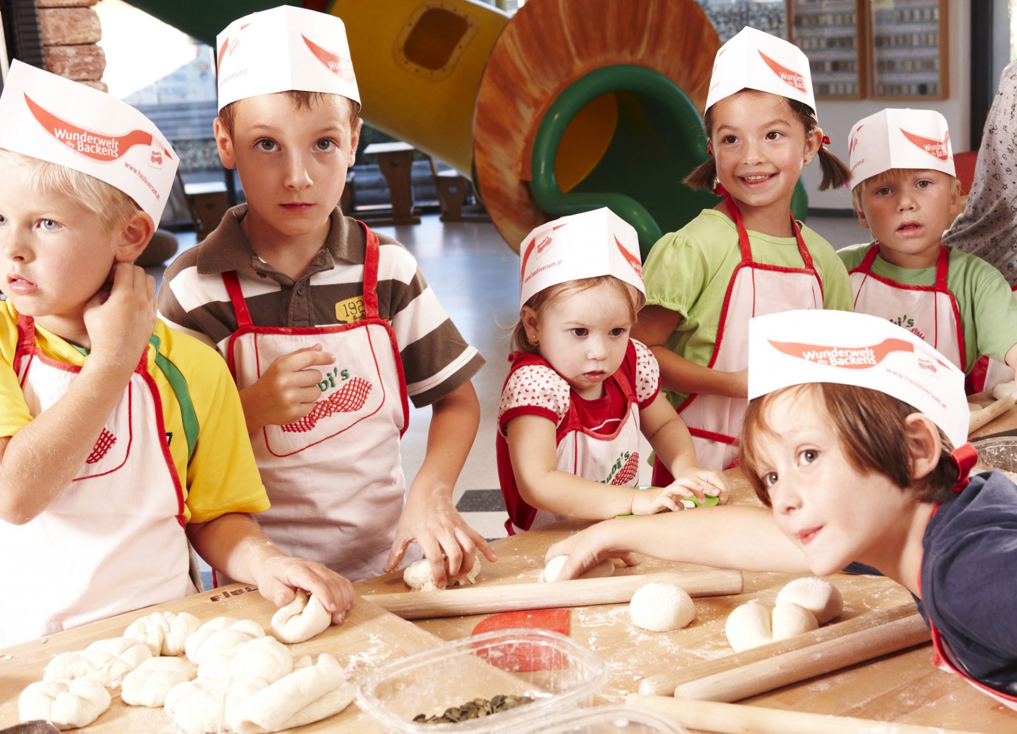 haubiversum_kinderbackstube_backen_-_lernen_-spielen_0