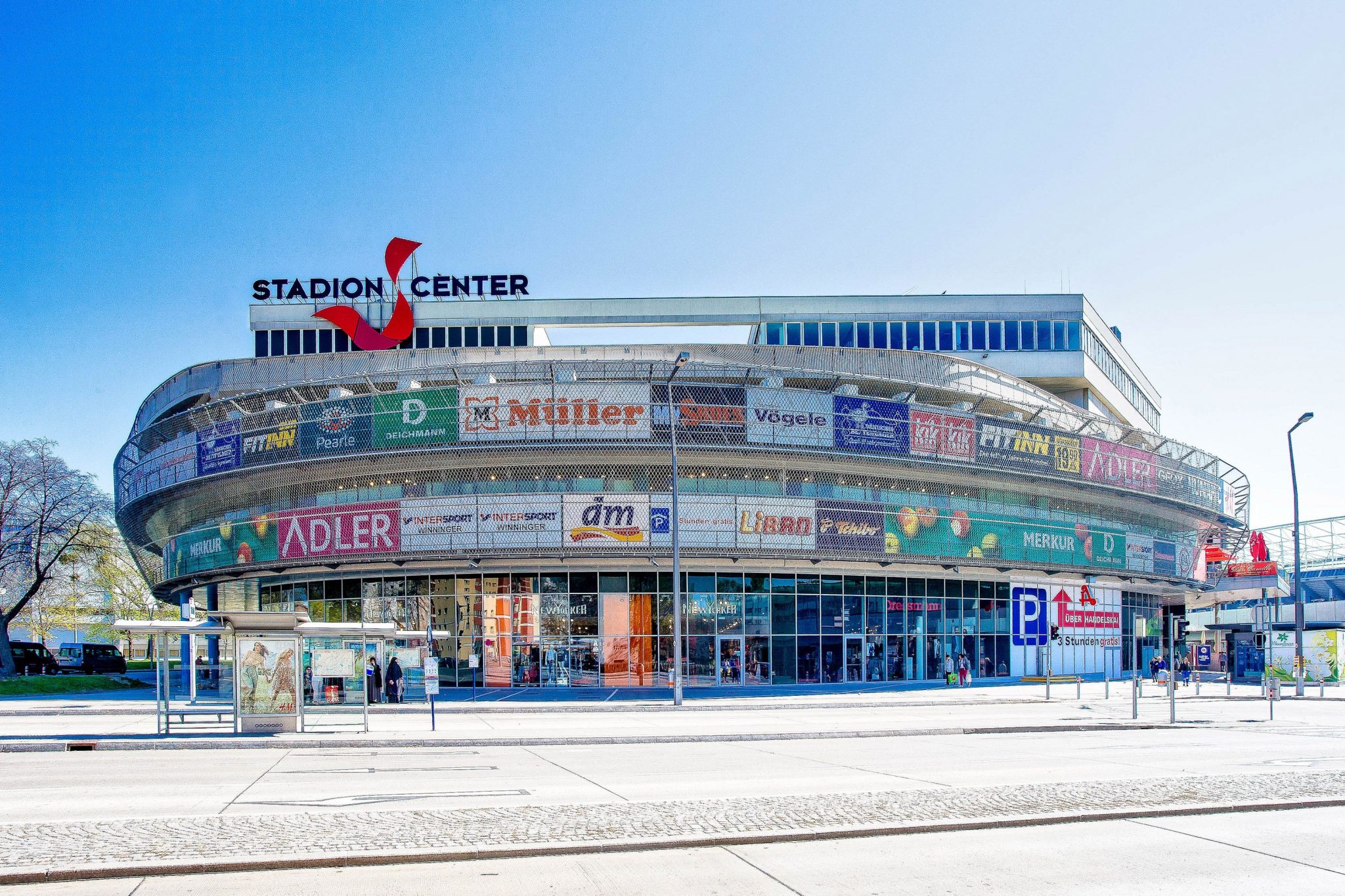 stadion_center_aussen