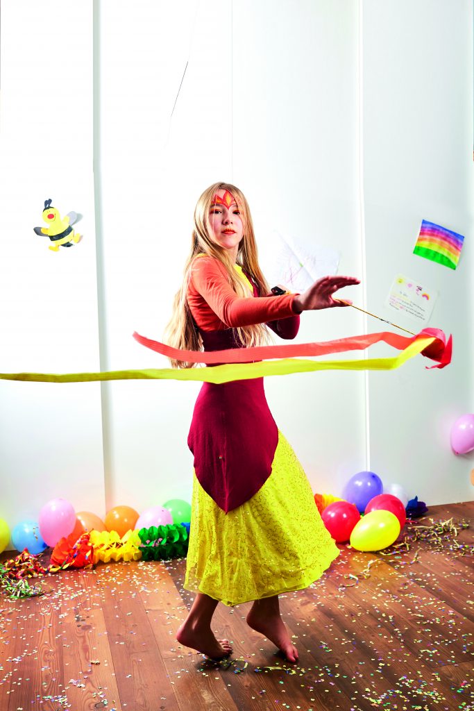 Verkleidung Feuertänzerin