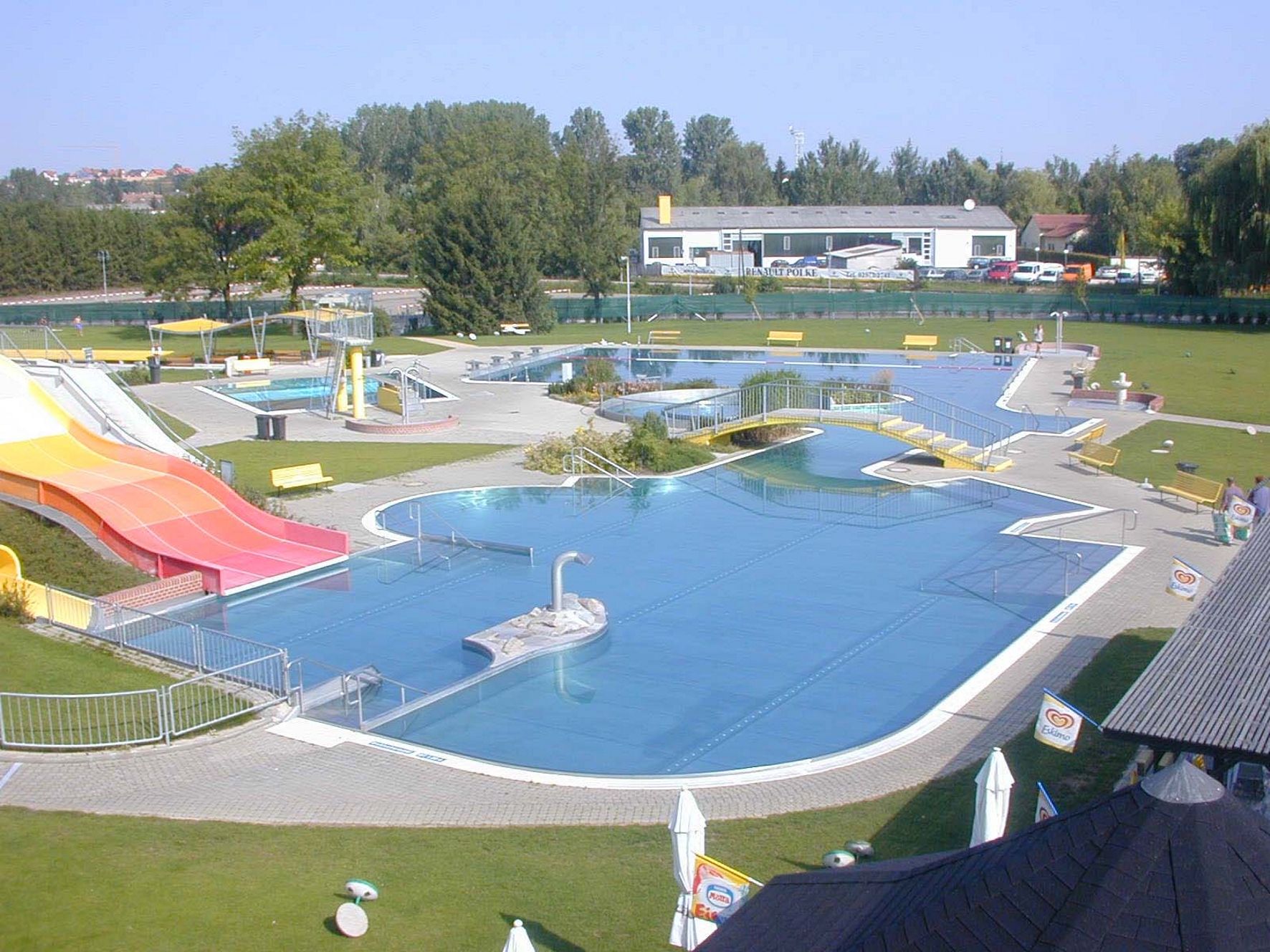 Weinlandbad Mistelbach