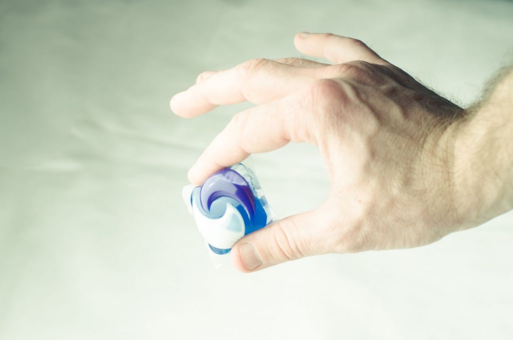 Was tun wenn ein Kind Waschmittel verschluckt hat?