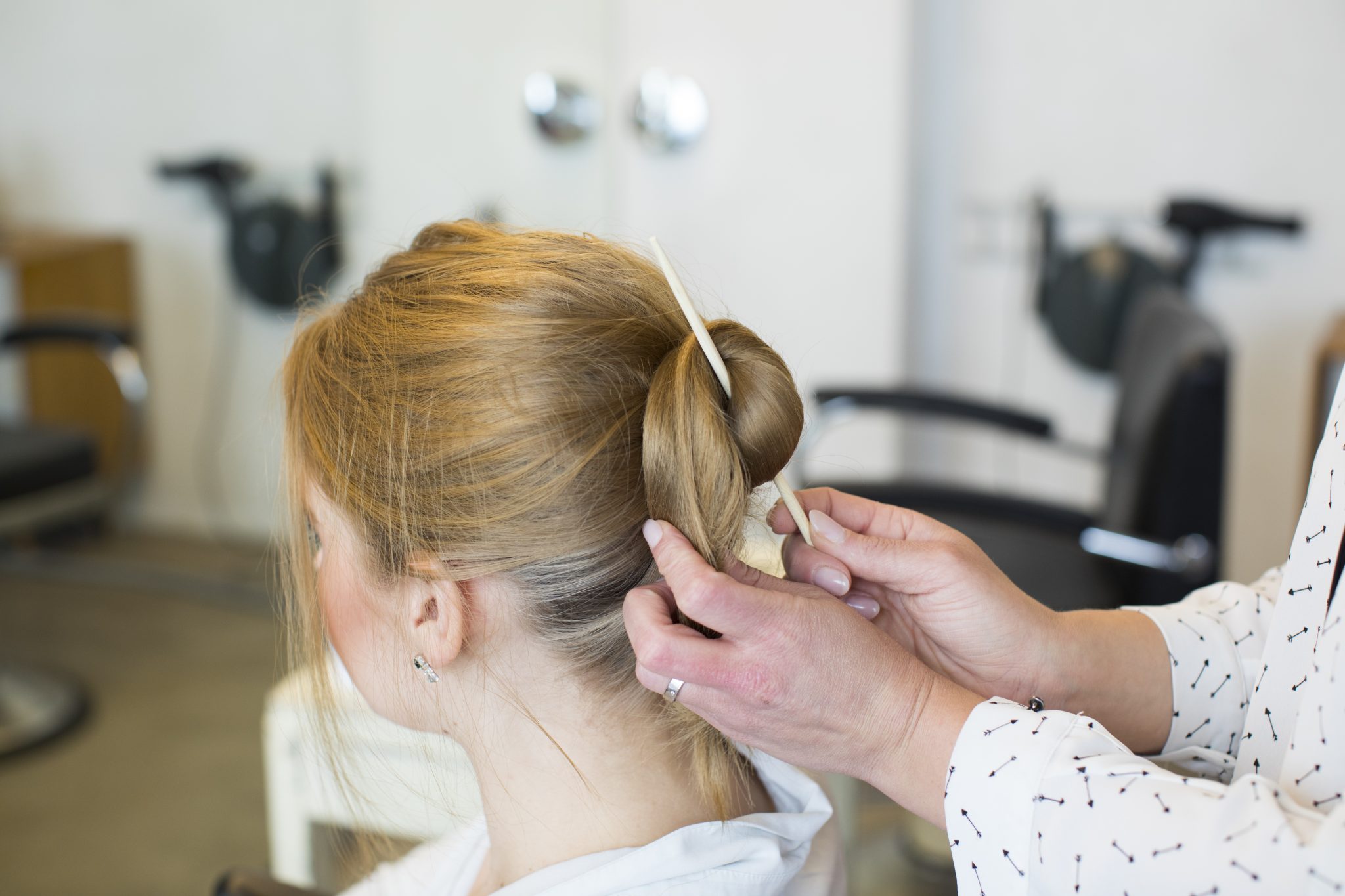 Einfache Hochsteckfrisur