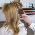 Glamouröse Hochsteckfrisur Anleitung