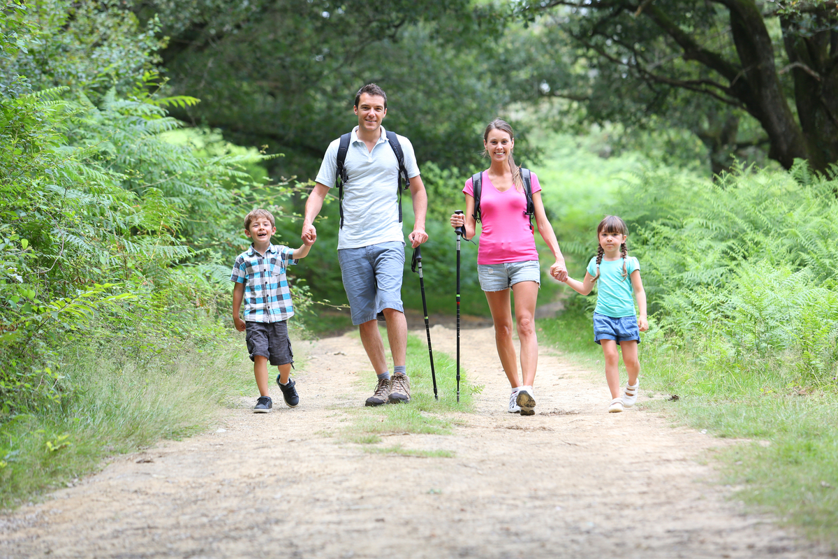 Familie wandert