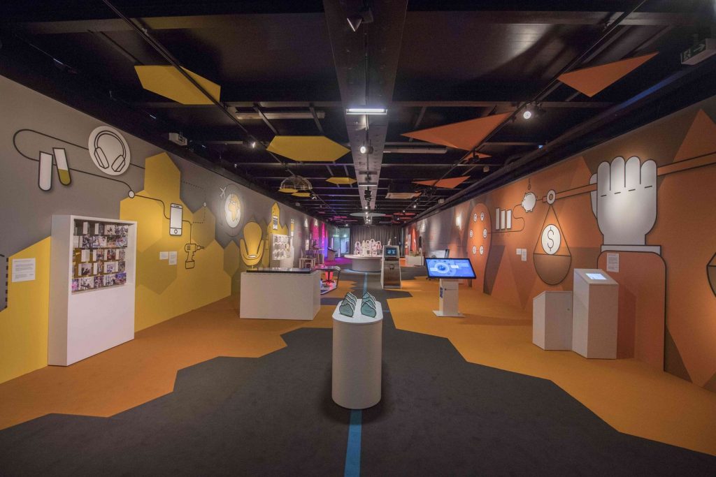 MS Wissenschaft Ausstellungsraum