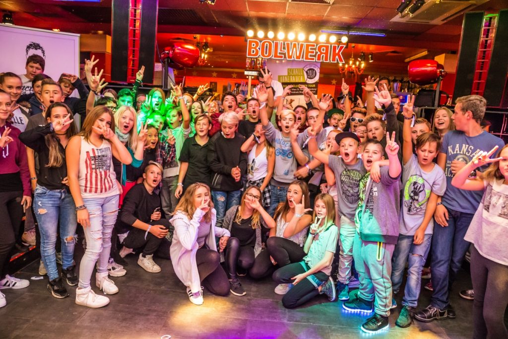 Rauchfreie Schülerparty-Projekt YOLO