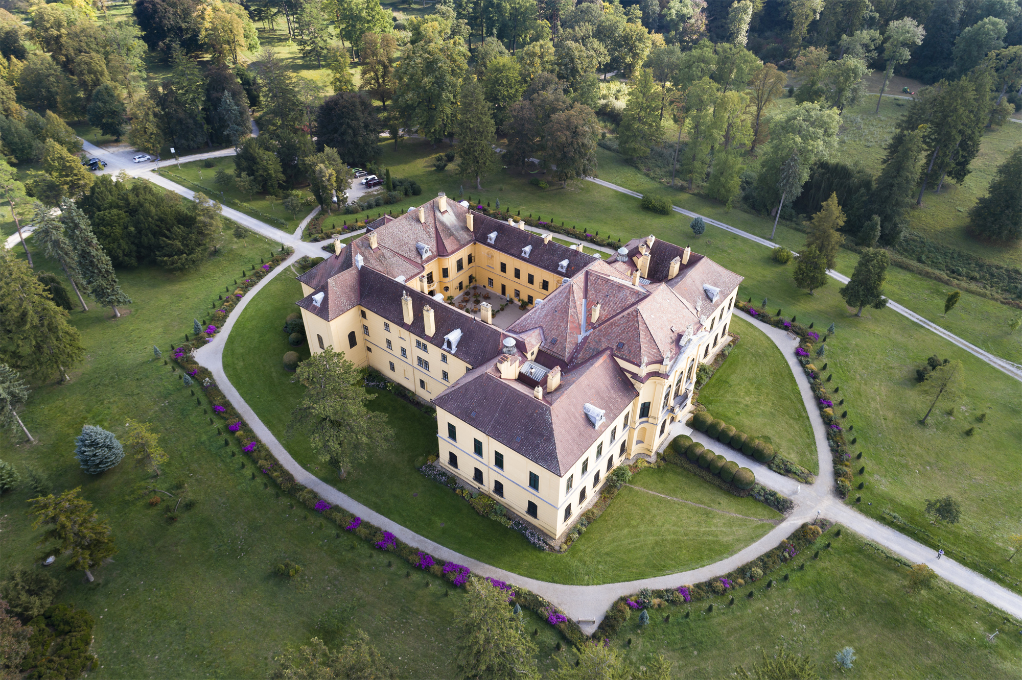 Luftaufnahme von Schloss Eckartsau