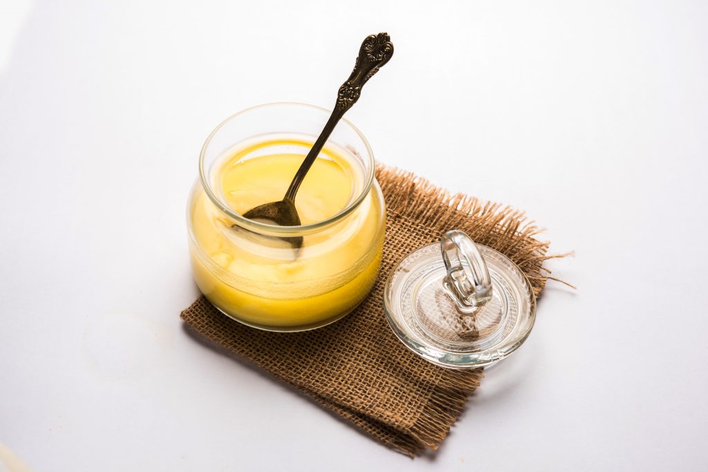 Schmalzsalbe gegen Babys Blähungen