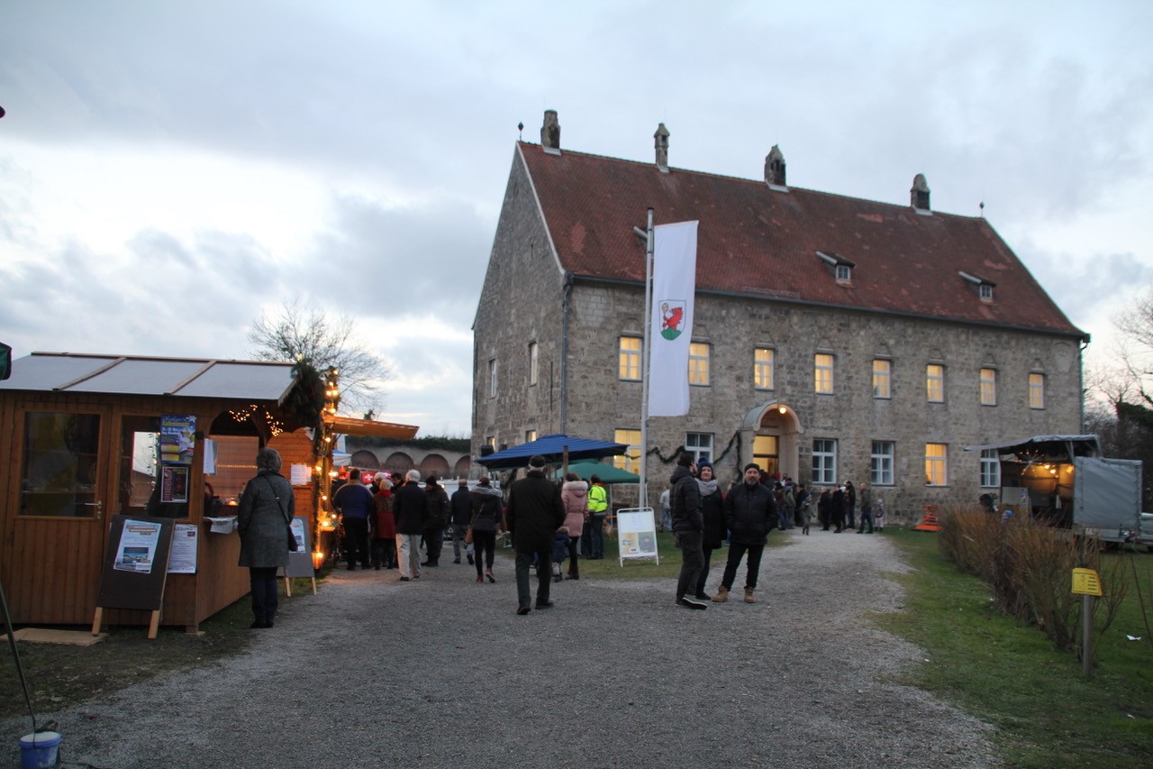 Kathreinmarkt Burg Obernberg