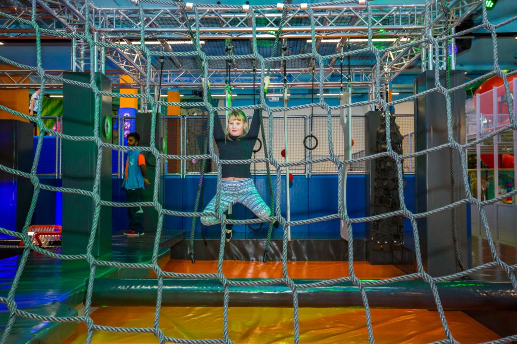 Tiger World im Auhofcenter