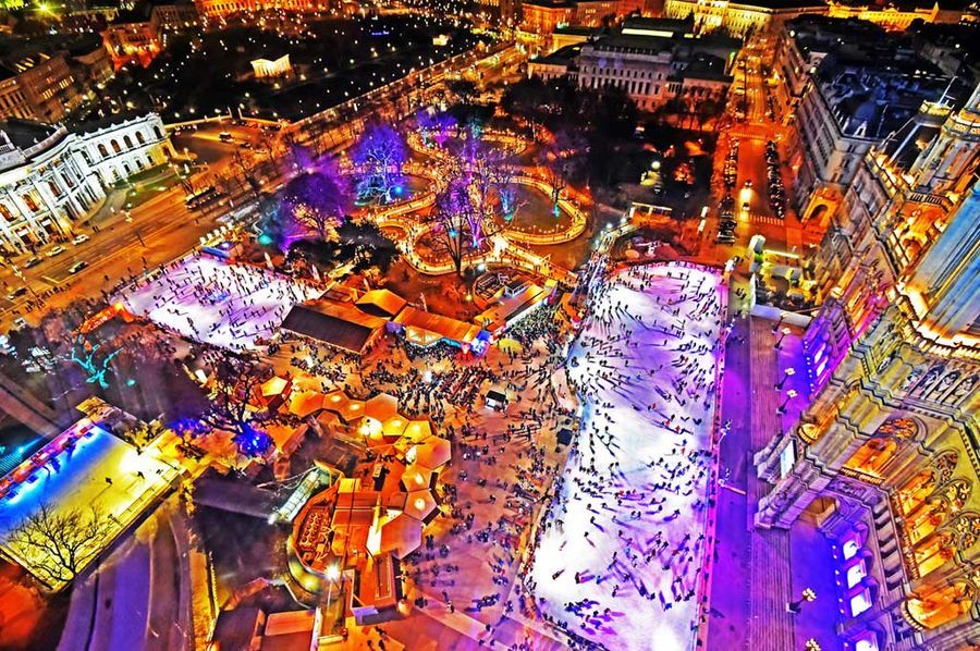 Wiener Eistraum von oben