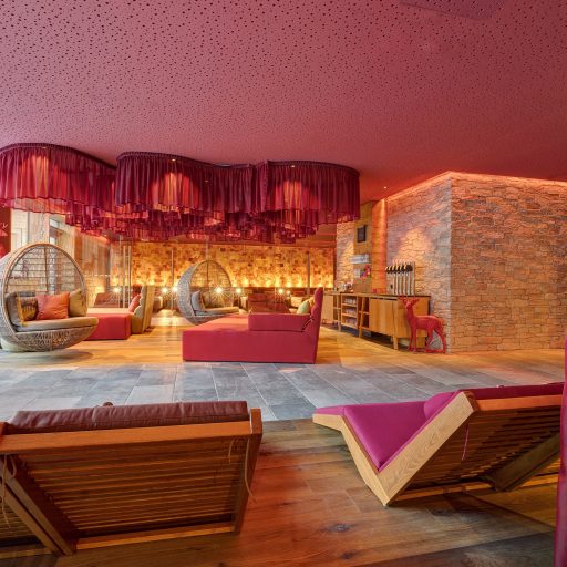 wellness_relaxzone_c_www.360perspektiven.at_leading_family_hotel_resort_dachsteinkoenig_0