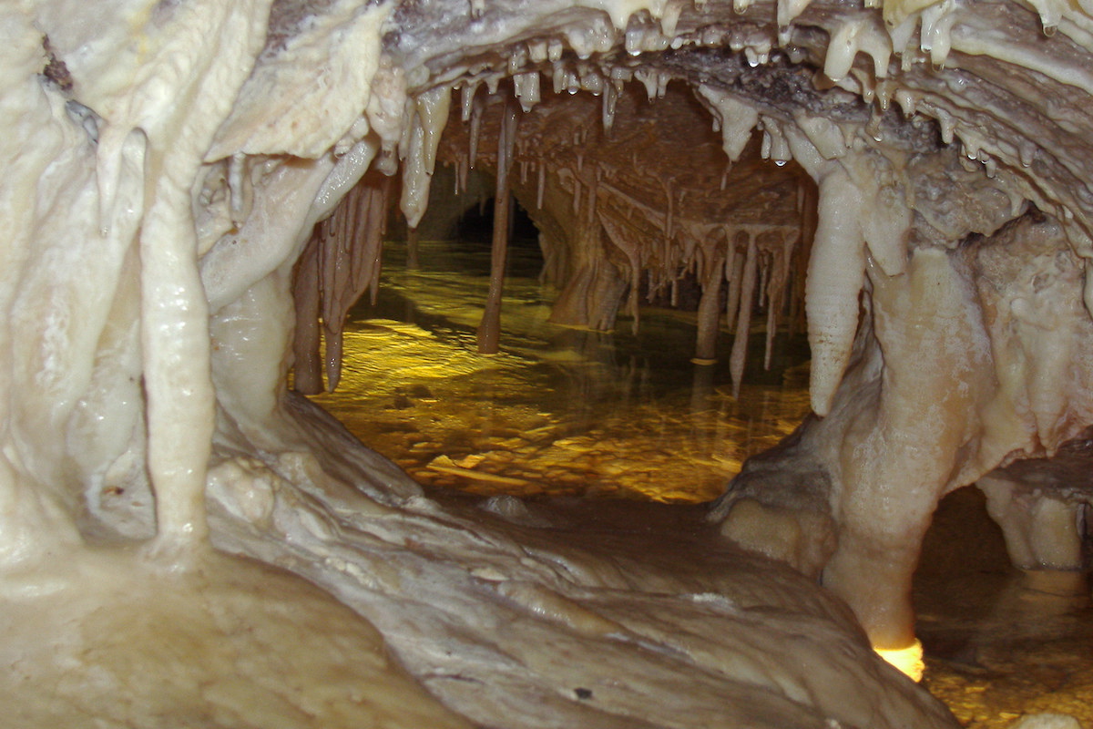 Obir, Höhle