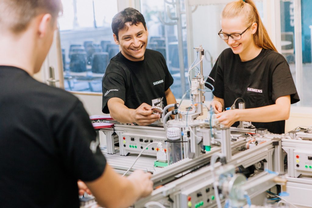 Mädchen Industrielehre