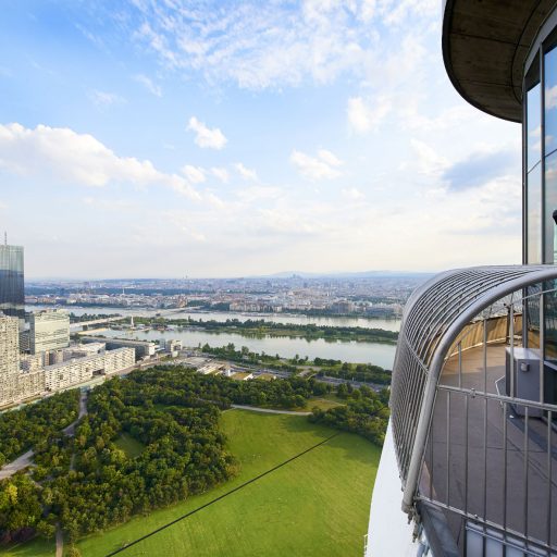 Donauturm_2_Ausschnitt DonauCity