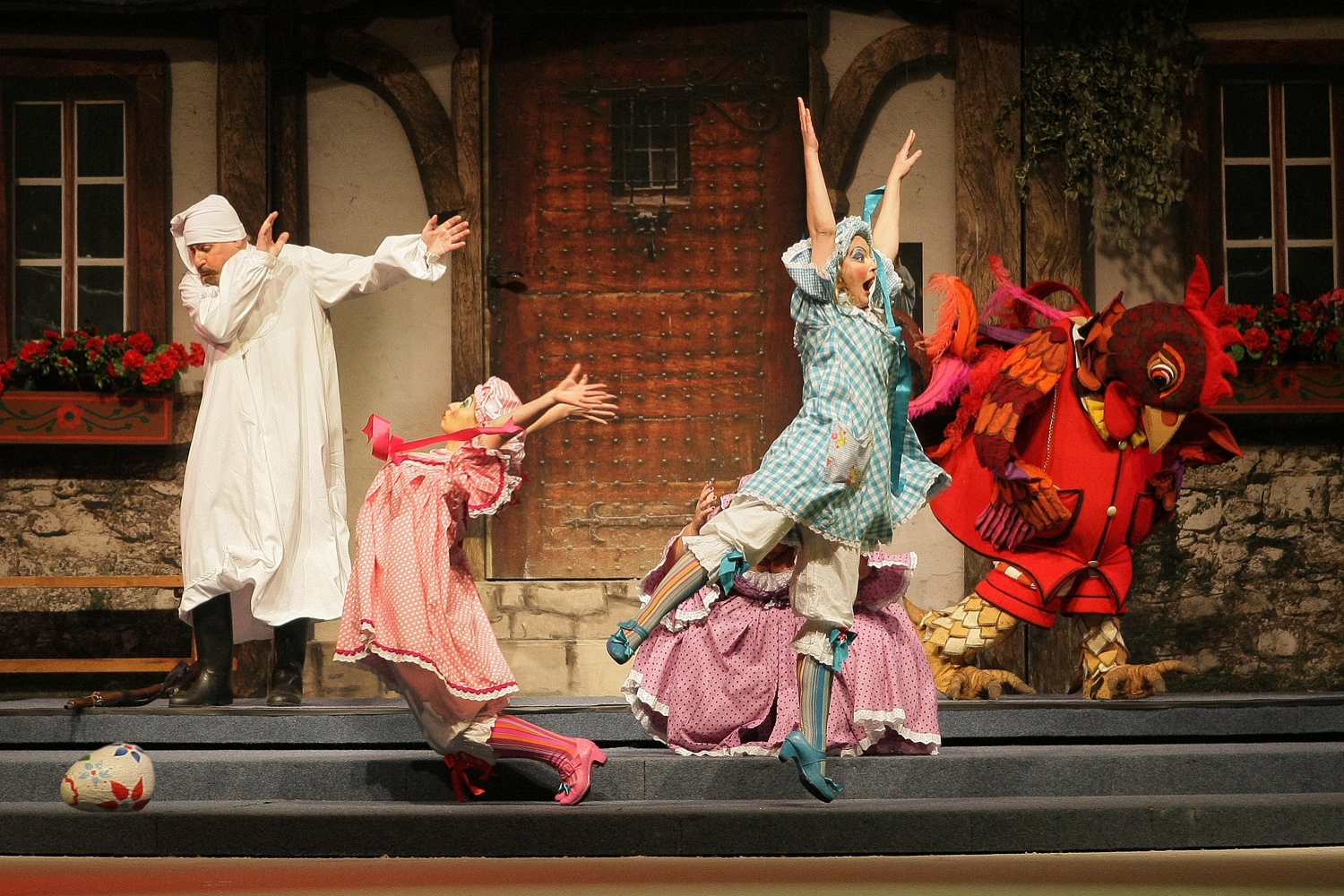 WorldOnIce_Nora & Dora Sisters