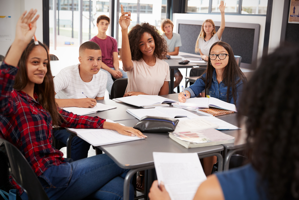 Gymnasiasten im Klassenzimmer