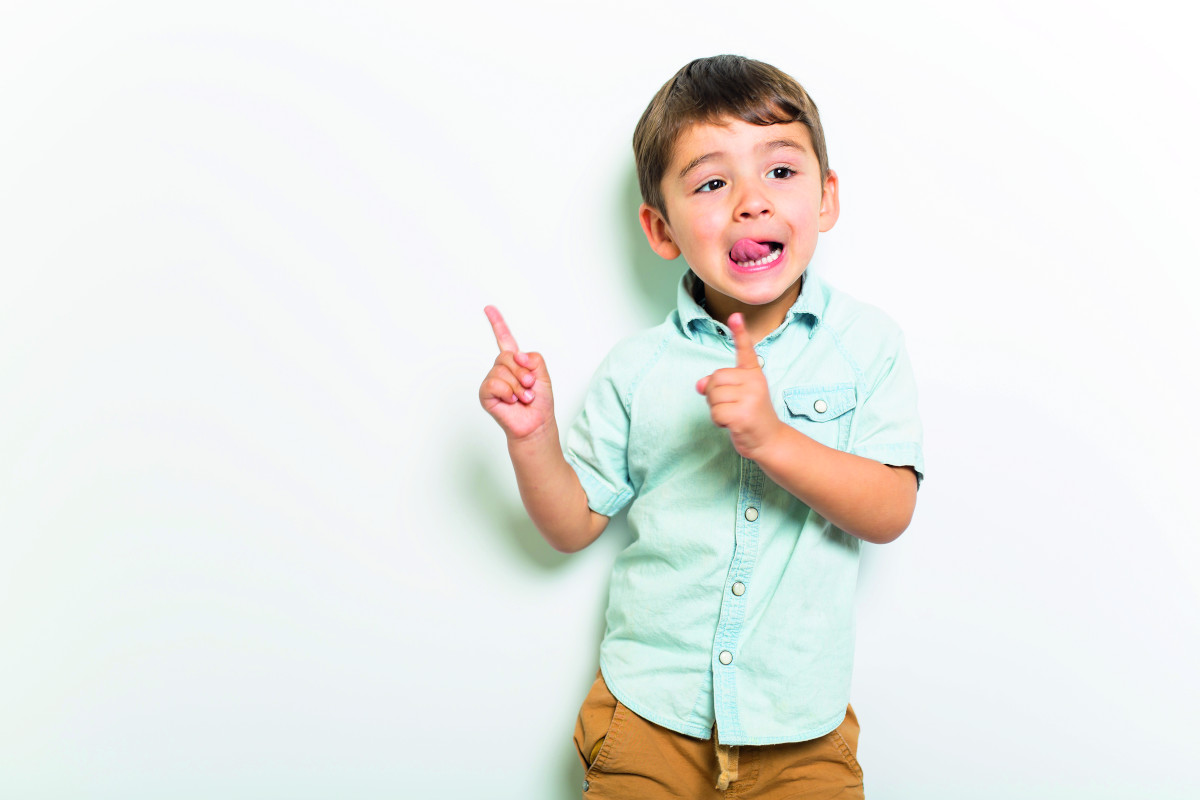 Niño De 2 Años No Obedece „Selbstständiges Tun ohne Hilfe der Großen ist für den Schuleintritt