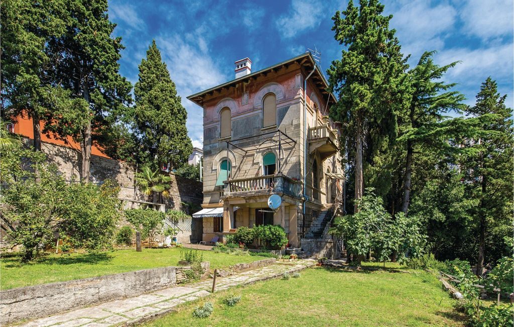 Alte Ferienvilla in Rijeka