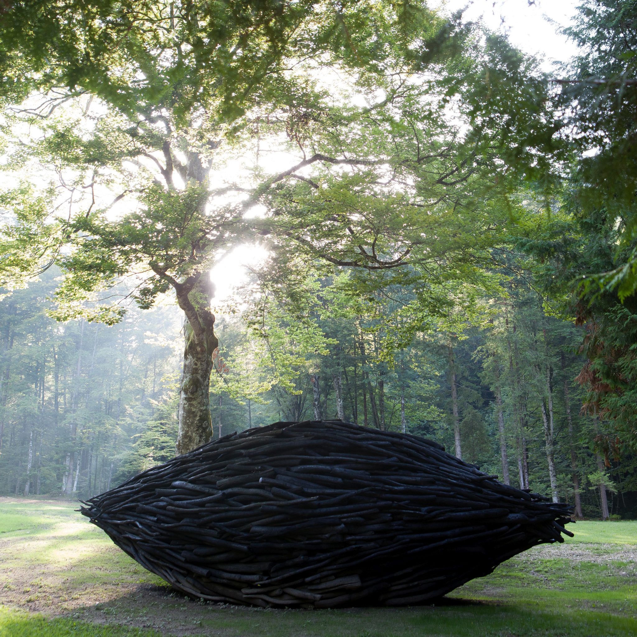 elegante_holzskulptur_c_arte_sella_-_g._bianchi_tvb_valsugana_lagorai