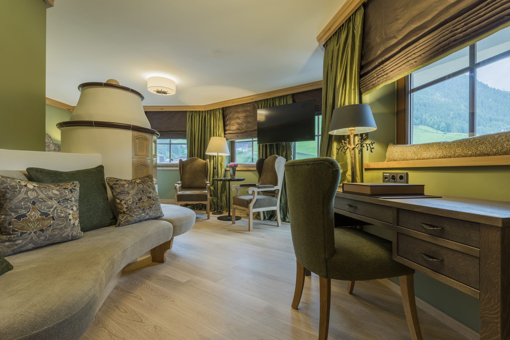 unterschwarzachhof_Zimmer mit Kachelofen