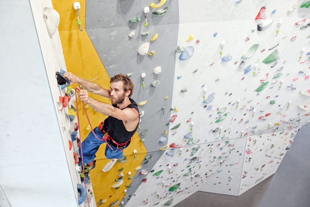 Gute Nachrichten für alle Kletterbegeisterten: Mit 29.05.2020 können die Kletteranlagen unter Auflagen und Abstands- und Hygieneregeln wiedereröffnet werden.