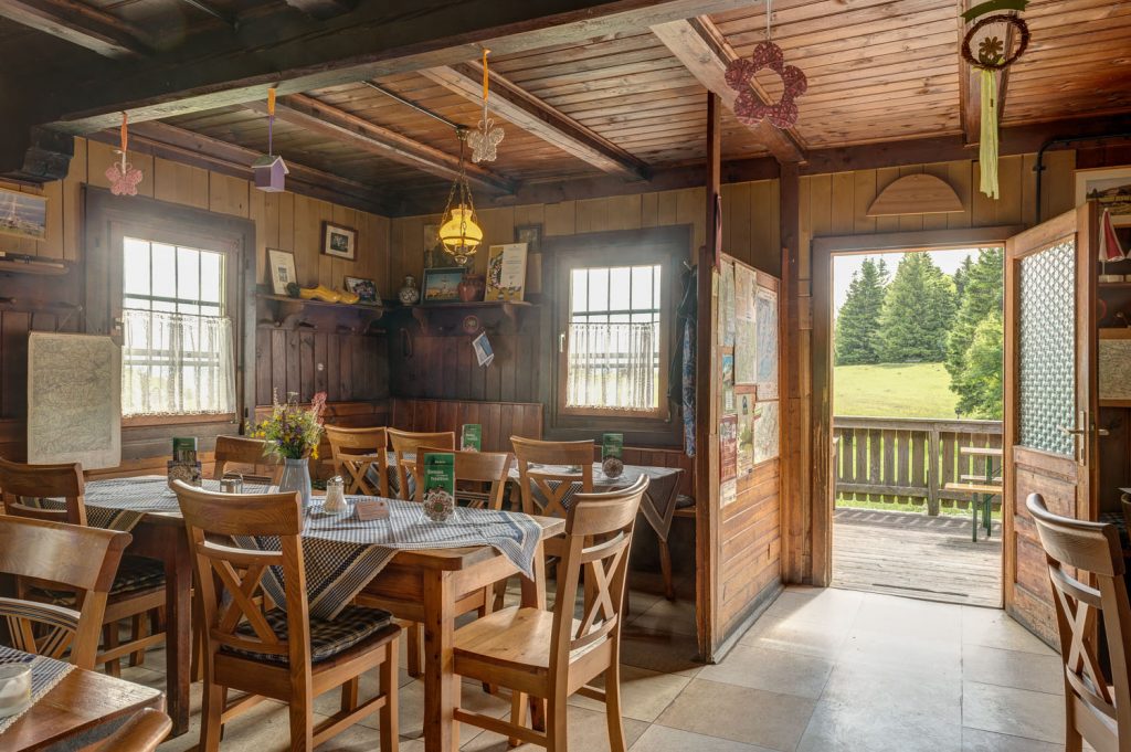 Hüttensommer: Naturfreunde Hochanger Schutzhaus_Leitgeb