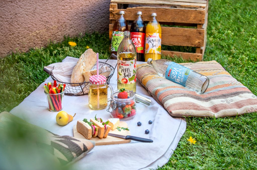 SPAR-MW-Flasche_Picknick2