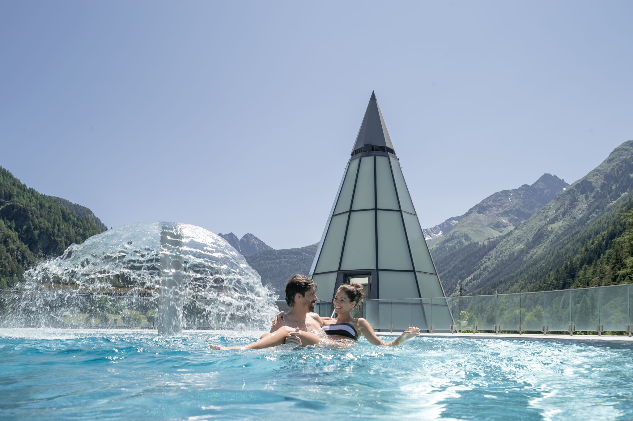 Die modernste Therme der Alpen im Herzen des Ötztals Öffnet am 26. Juni wieder.