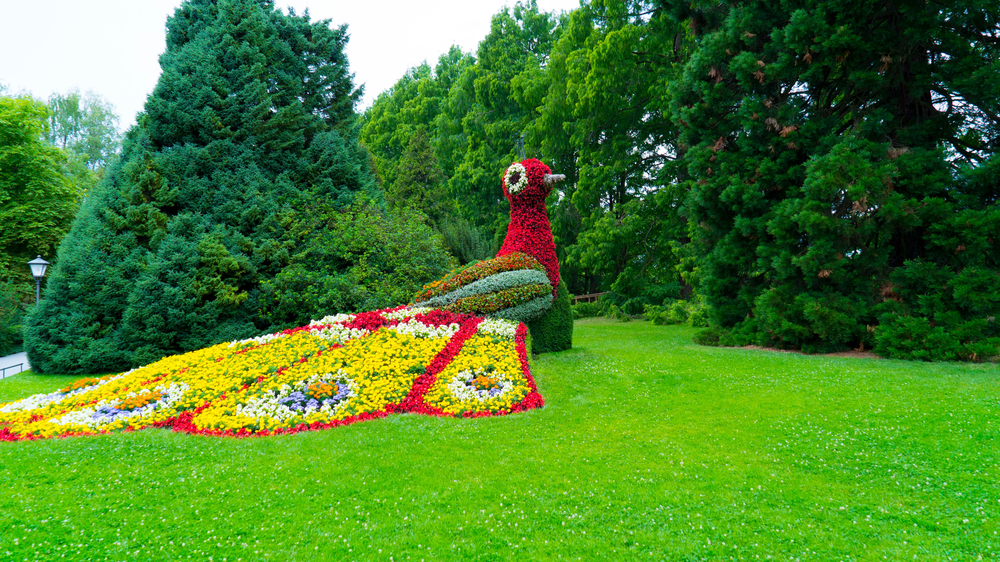 Mainau Vogelfigur