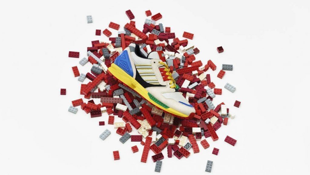 adidas_bastelt_einen_sneaker_fuer_lego_fans3_gross
