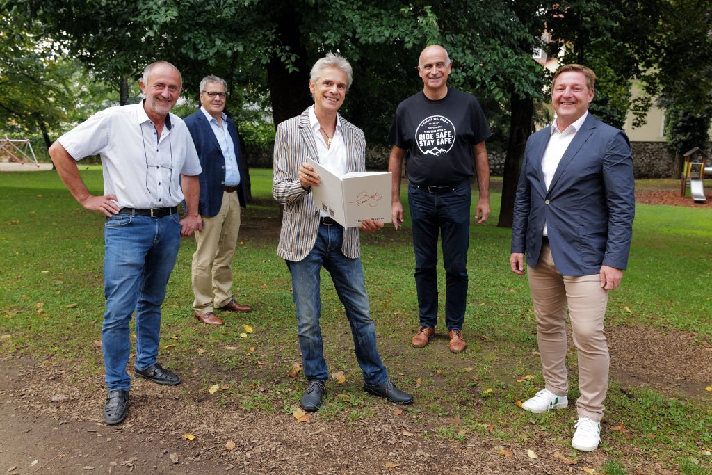 Thomas Brezina, TV-Star und weltweit bekannter Kinderbuchautor, hat für die Stadt Villach einen österreichweit einzigartigen 