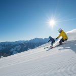 skifahren_mit_blick_auf_die_traumhafte_winterlandschaft_c_michael_gruber_tourismusverband_rauris