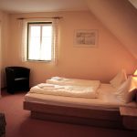 Apartment-Schlafzimmer-Presse-scaled
