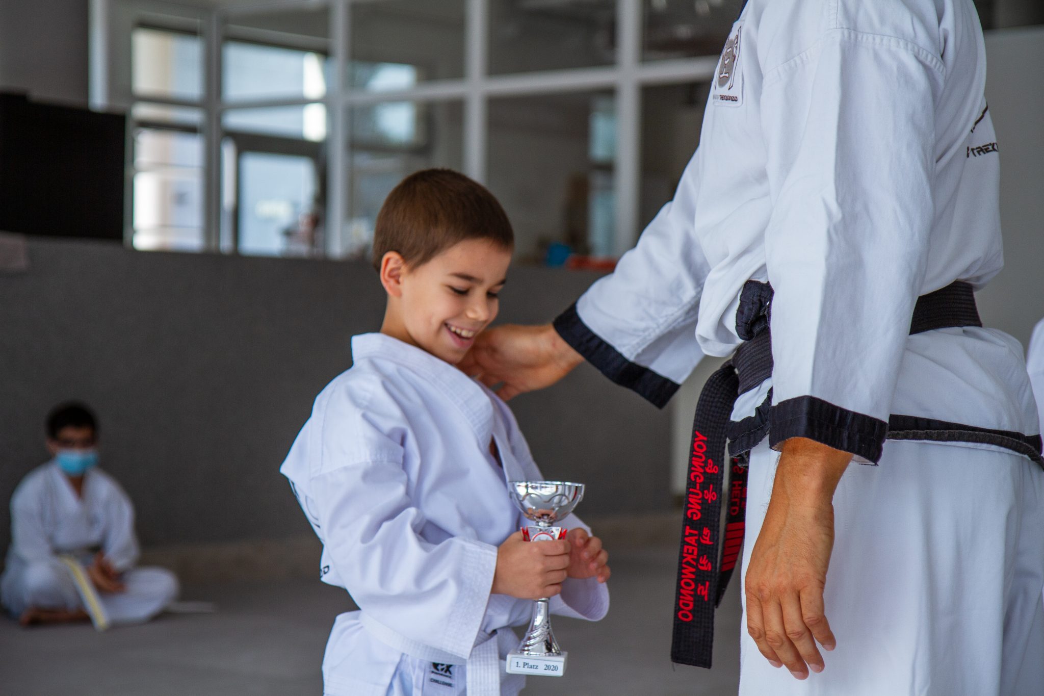 YOUNG-UNG Pokal Kind1