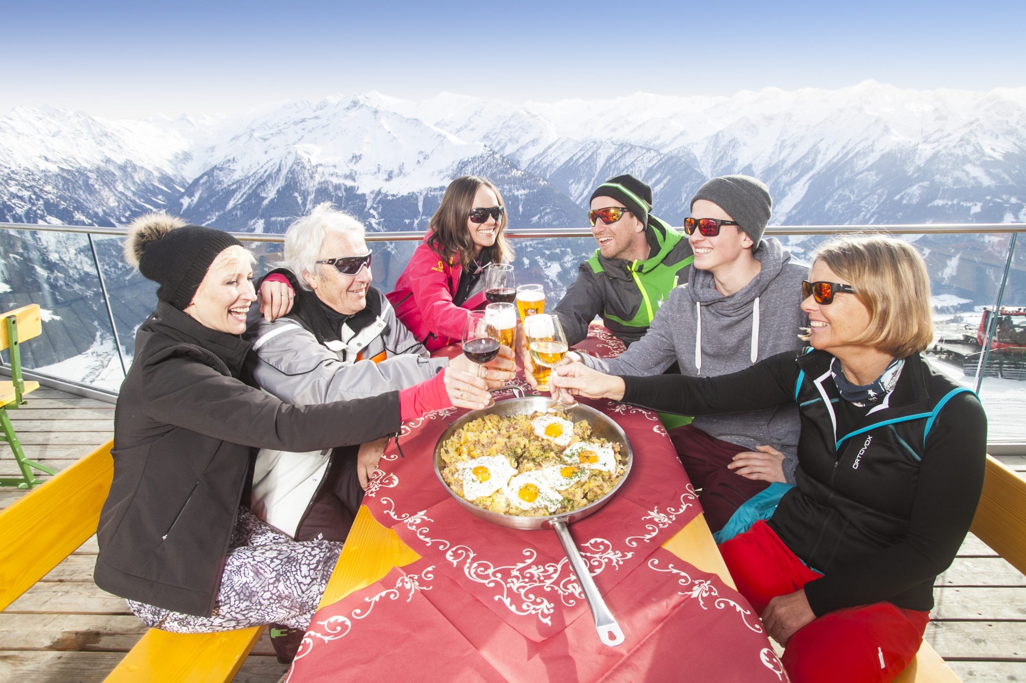 genussvolle_staerkungen_fuer_die_ganze_familie_c_wildkogel_-_arena_neukirchen_bramberg