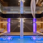 indoorpool_bei_nacht_c_filippo_galluzzi_wellnessresort_amonti_lunaris