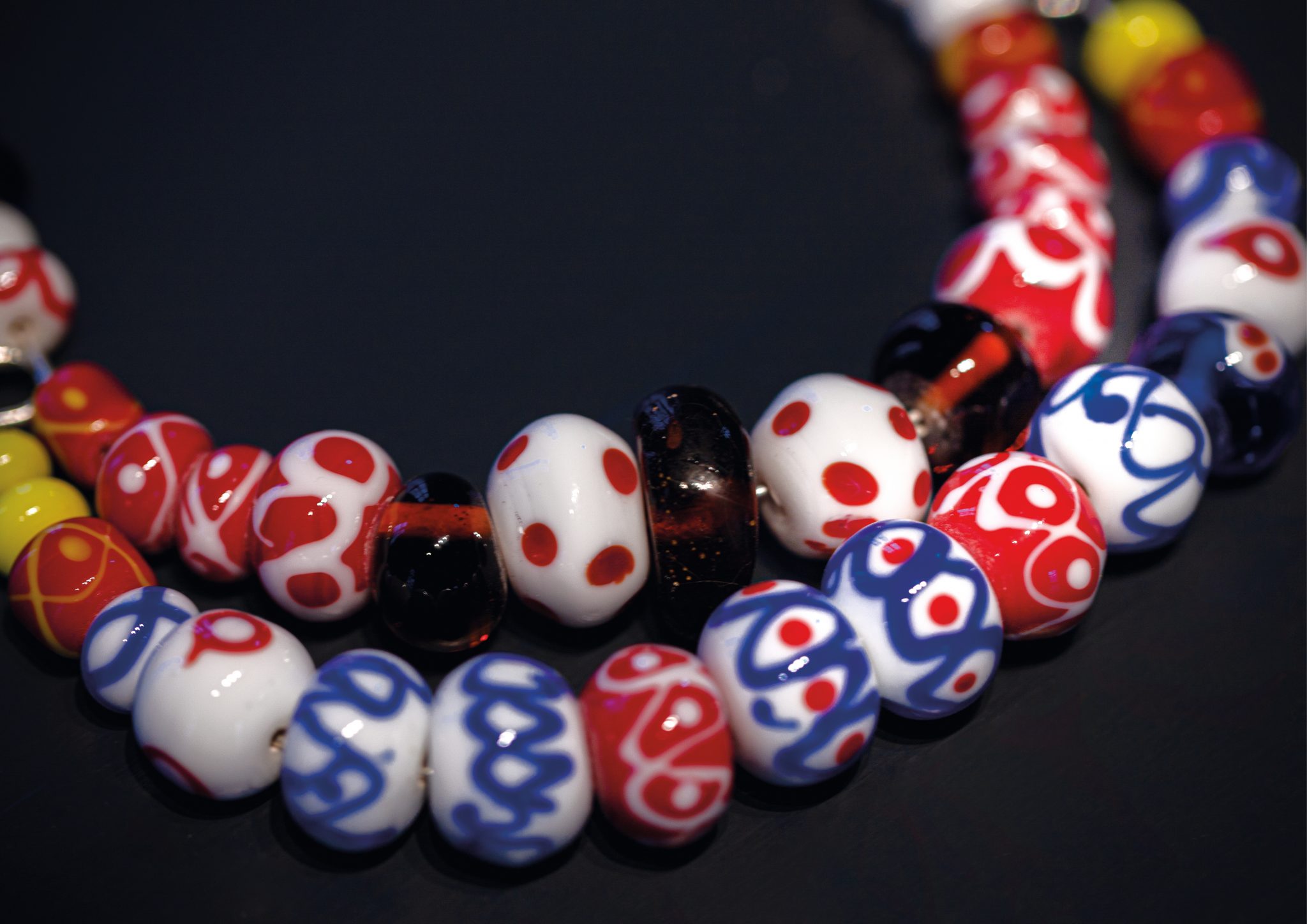 Experiment_ Glasperlenherstellung (c) Atelier Olschinsky