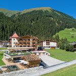 das_4-sterne_alpinhotel_berghaus_in_tux_alpinhotel_berghaus