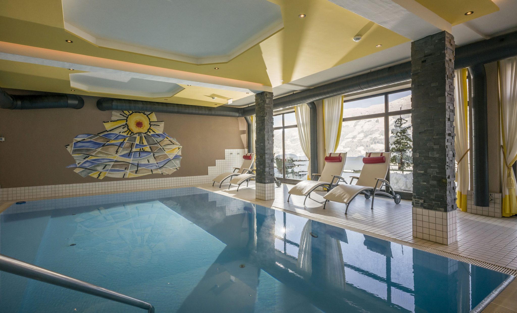 entspannen_im_indoor_pool_hotel_waldfriede