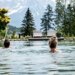 badetraeume_in_unserem_grosszuegigen_naturbadesee_c_peter_kuehnl_puradies_-_mein_naturresort