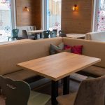modern_und_gemuetlich_-_die_sitzbereiche_des_hotels_cooee_alpin_hotel_bad_kleinkirchheim