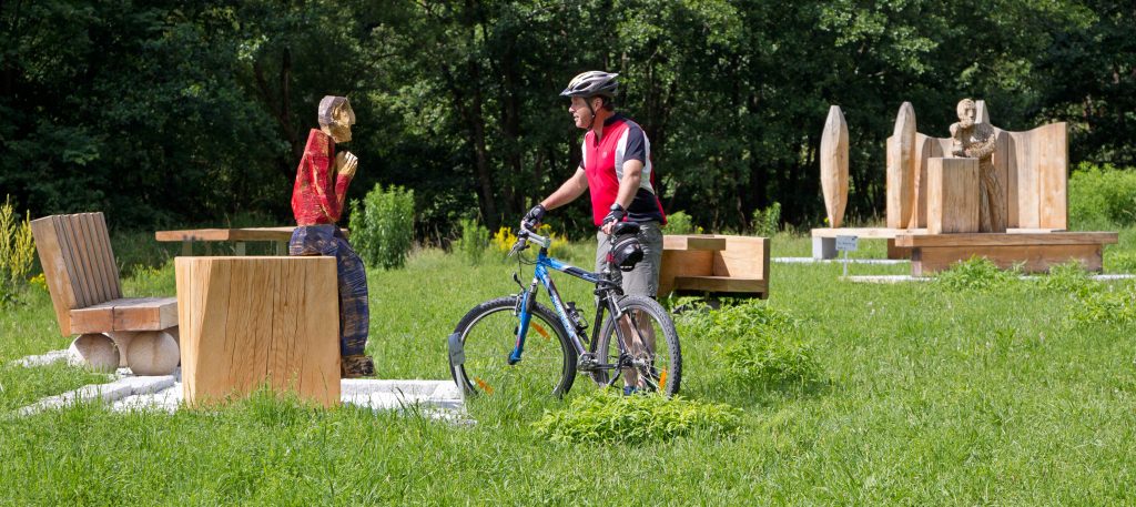 Schwarze Laber Radweg: Skulpturenpark Nittendorf