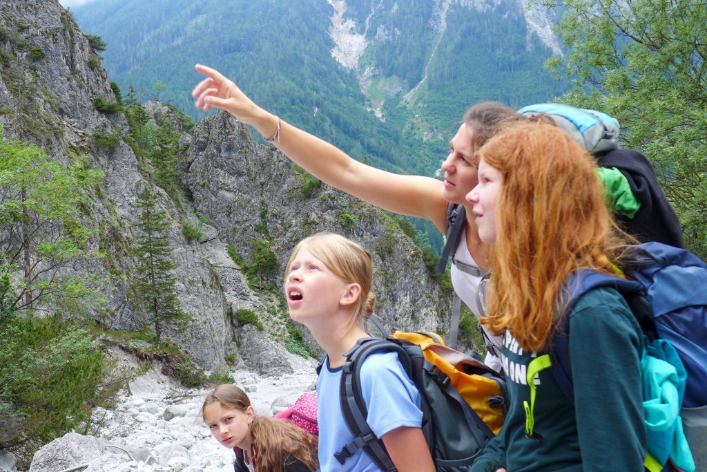 Miteinander in der Natur zu sein gibt Kraft und macht viel Freude.