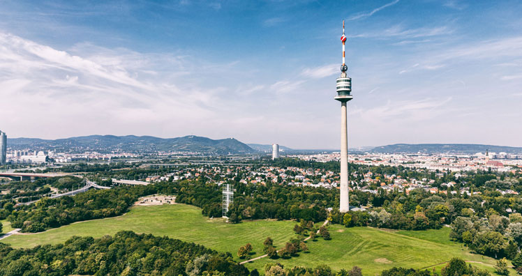 donauturm-bietet-einzigartige-erlebnis-packages-c-donauturm-aussichtsturm-und-restaurantbetriebsgesellschaft-mbh-2021