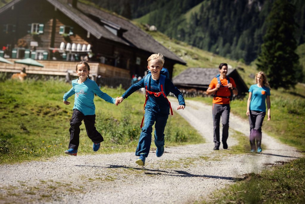 Sport ist charakterbildend für Kinder c Intersport