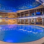 grosses_schwimmbad_oberjoch_-_familux_resort