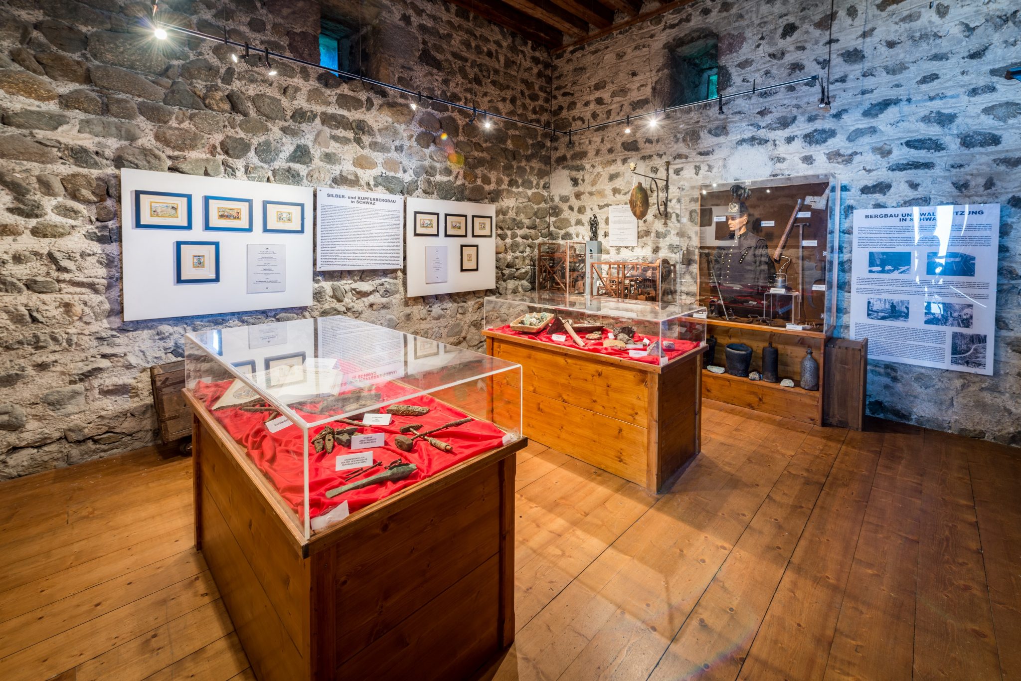 Schwaz - SRK - Sommer - Burg Freundsberg