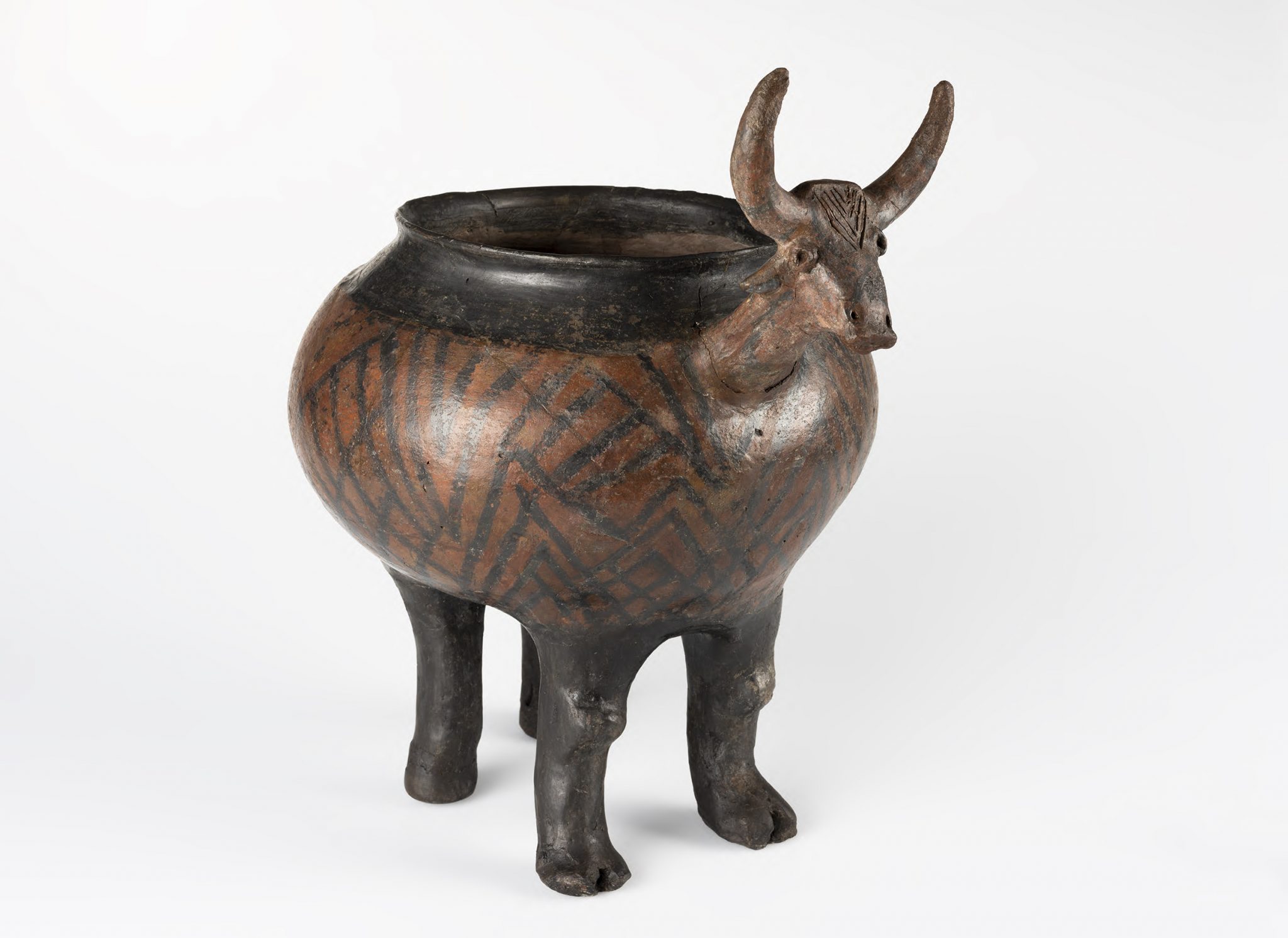 02 Ausstellungsobjekt_ Stier(kopf)gefäß aus Rabensburg