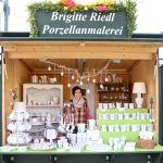 Handbemaltes-Porzellan-am-Ostermarkt-Schoenbrunn